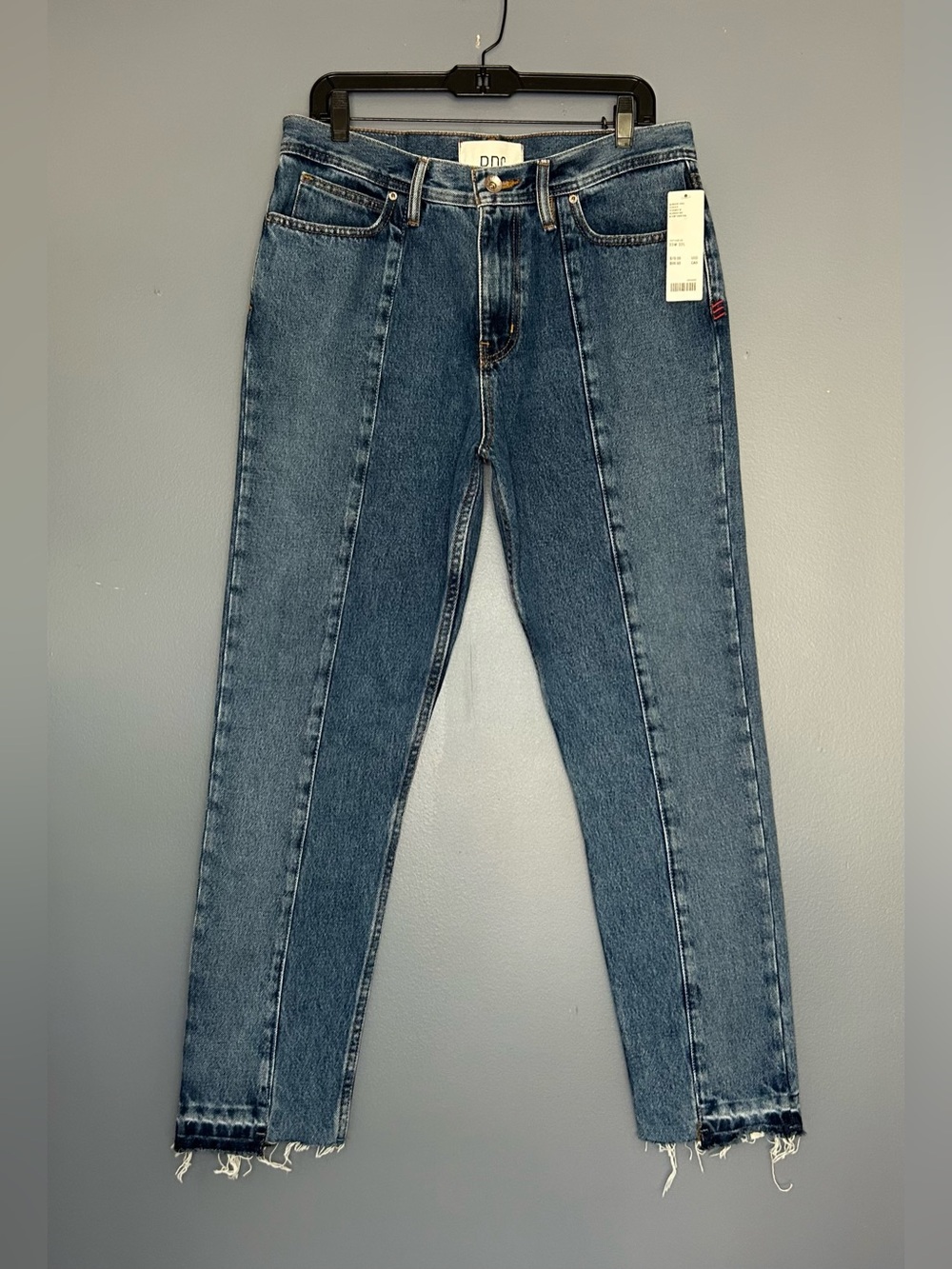 BDG Dad Slim Tapered Fit Jeans Mens 33x32 (33x28)‎ Blue Two Tone Seamed Raw Hem